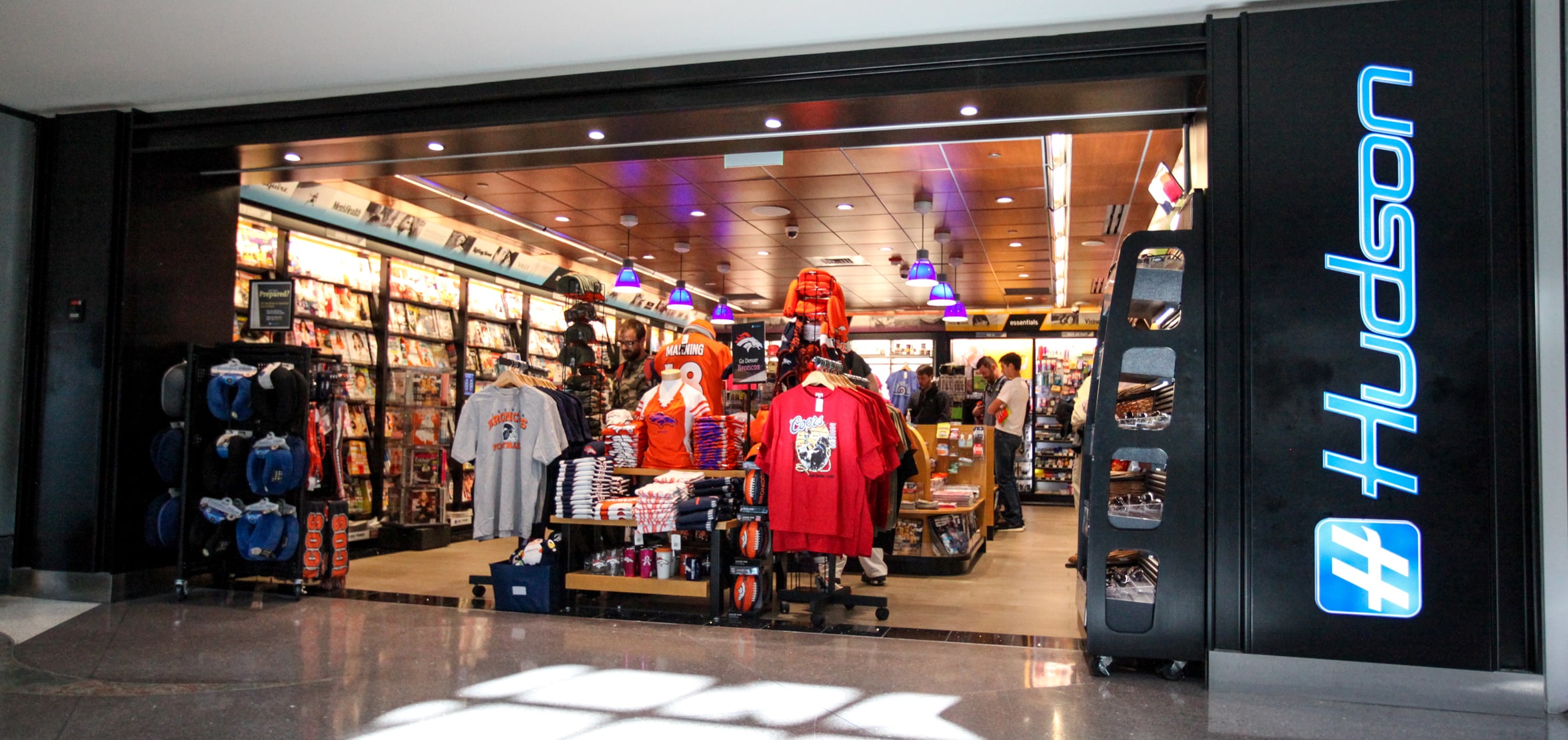 Hudson Newstand Gate B51 Denver International Airport