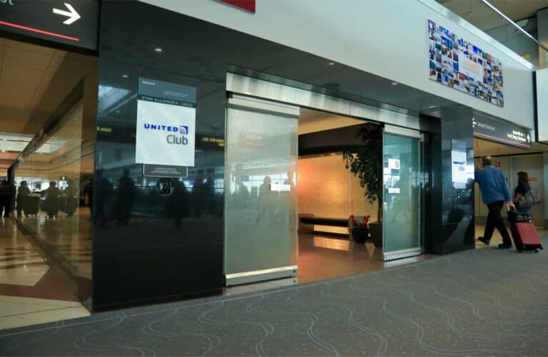United Club B Gates East Denver International Airport
