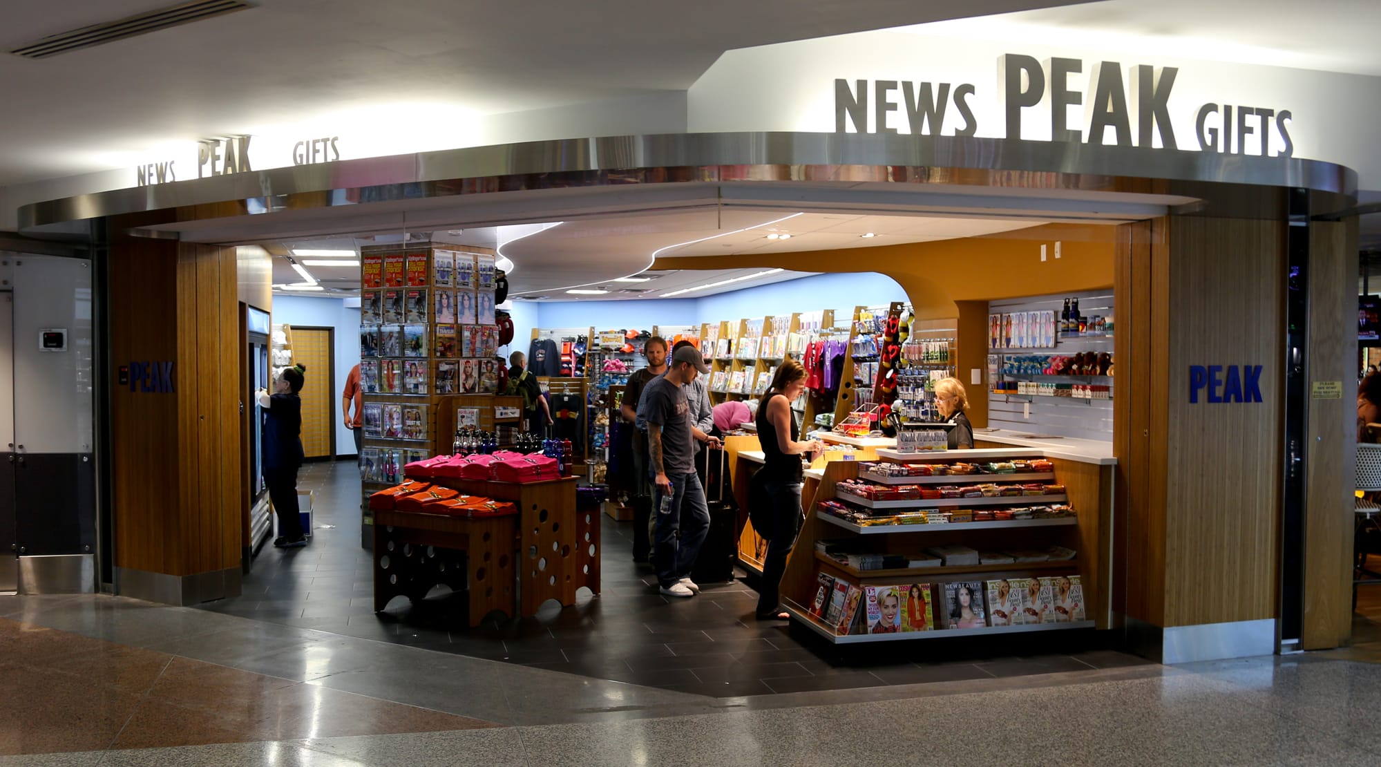 Peak News & Gifts B Gates Denver International Airport