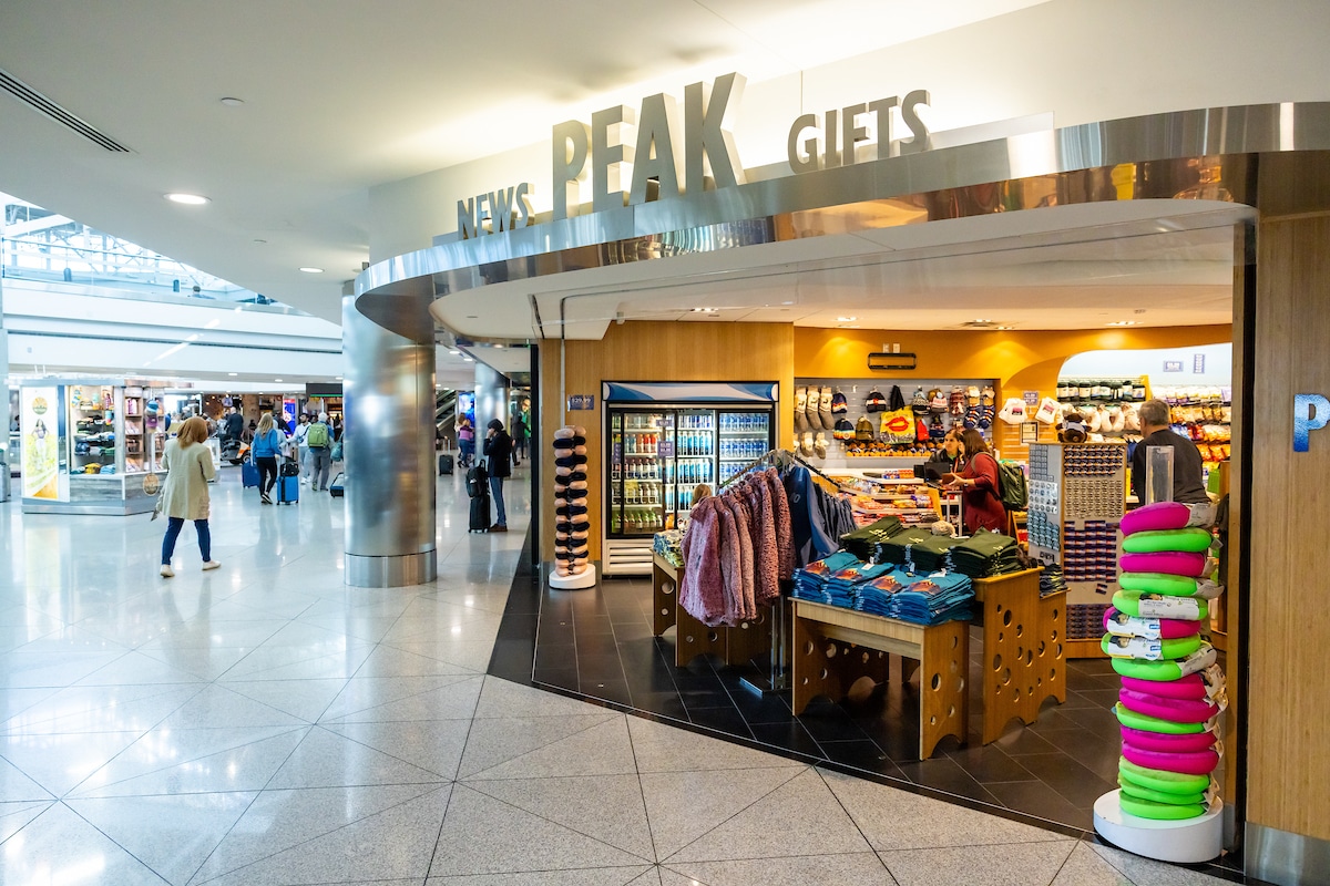 Peak News & Gifts C Gates Denver International Airport